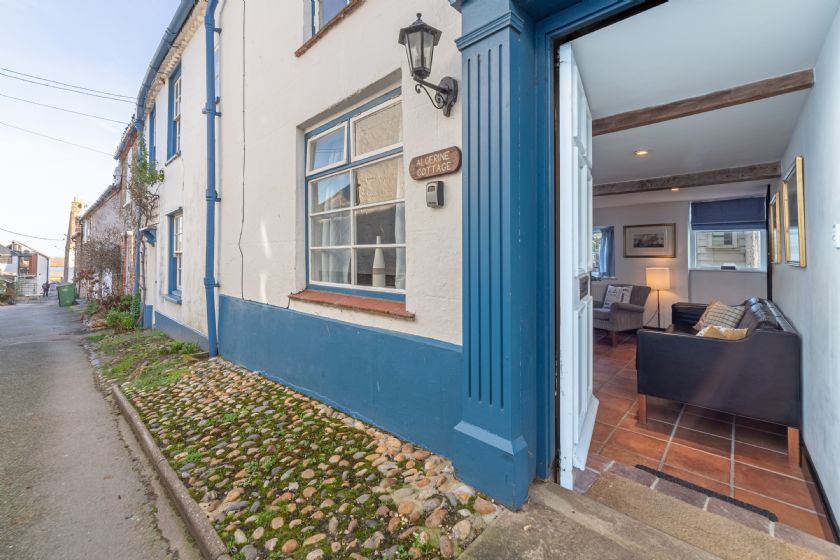 Algerine Cottage is located in Wells-next-the-Sea
