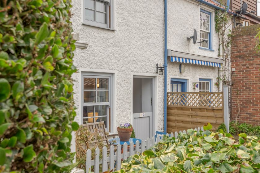 Alberts Cottage (2) is located in Wells-Next-The-Sea