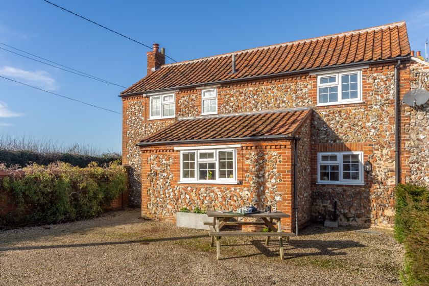 Wensum Farm Cottage is located in West Rudham