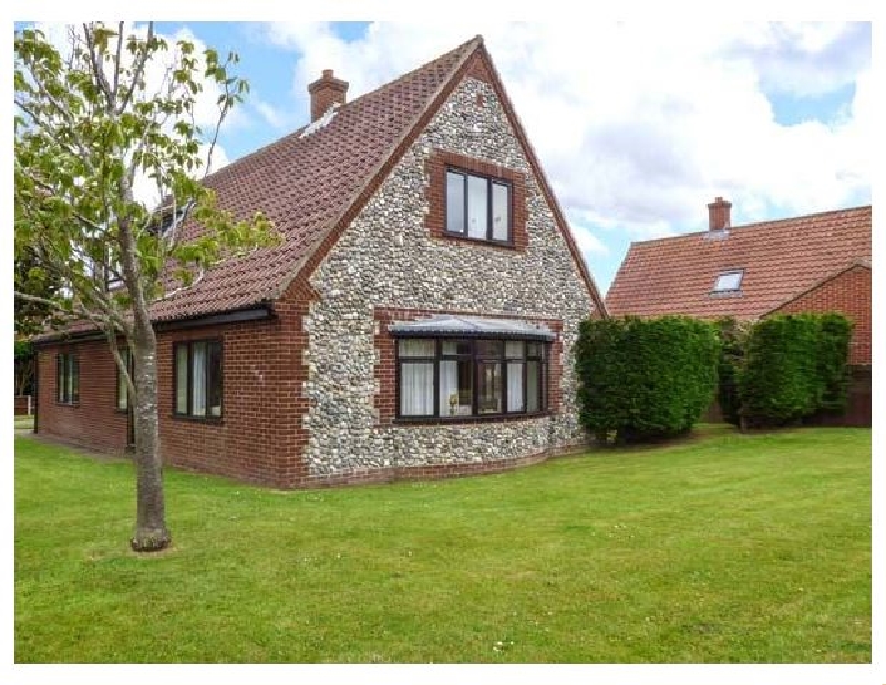 Click here for more about Hornbeam Cottage